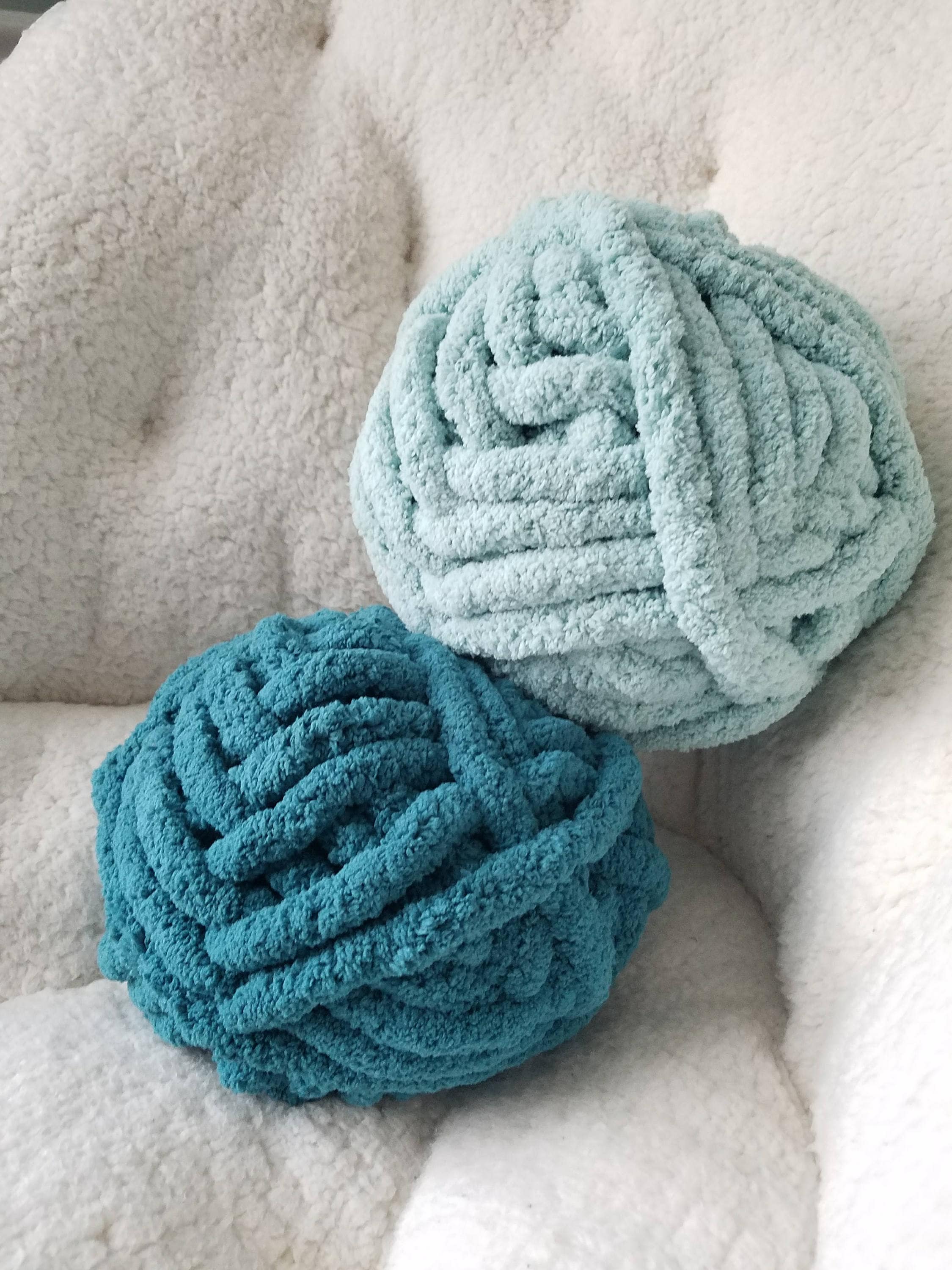 Chenille Yarn, 100 Polyester, Vegan, Chunky Yarn, Jumbo Yarn, Adriatic