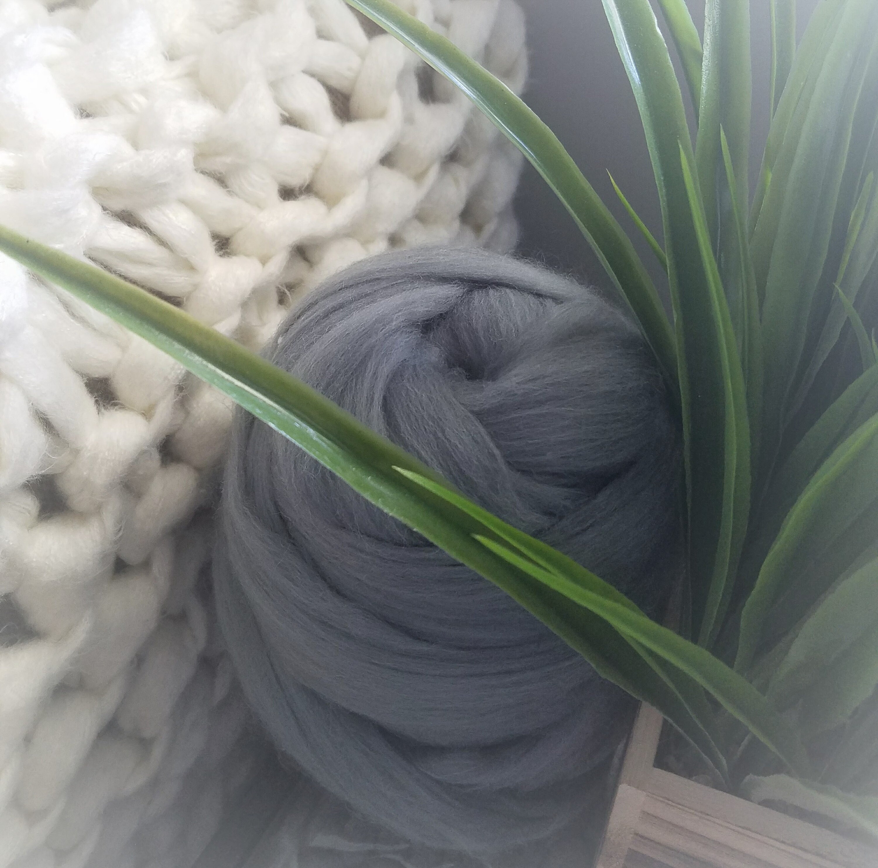 Vegan Polyester/Acrylic Yarn, Chunky Yarn, Jumbo Yarn, Classic White