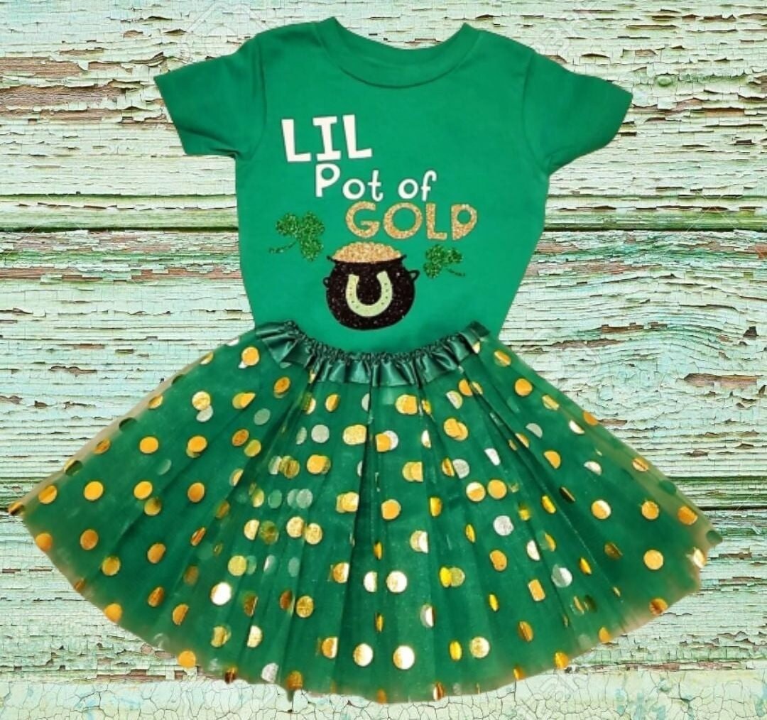Lil Pot of Gold Custom Oufit Lil Pot of Gold Custom Oufit