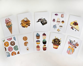 Könnte beinhalten: Eine Sammlung von Aquarelldrucken mit verschiedenen Desserts. Die Drucke zeigen eine Eistüte, Waffeln, Pralinen, Kuchen, ein Stück Käsekuchen, Donuts, Kekse, Cupcakes, einen Schokoladenblumentopf und einen Milchshake.