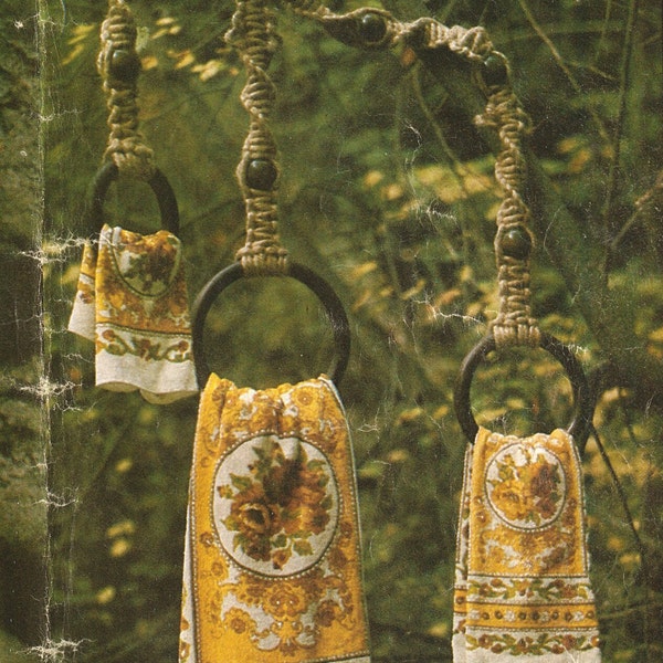 Serviette En Trois Vintage (1976) Macrame Triple Towel Holder Pattern pdf.