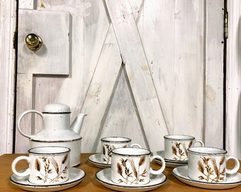 Vintage Midwinter England Stonehedge Set - Creation Teapot/Coffee Pot with Five Wild Oat Cups and Saucers