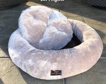 Cama redonda para perros: funda extraíble y lavable. Hecha a mano en EE. UU.