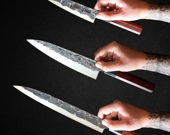 Das 'Core Combo' handgeschmiedete Messerset im japanischen Stil