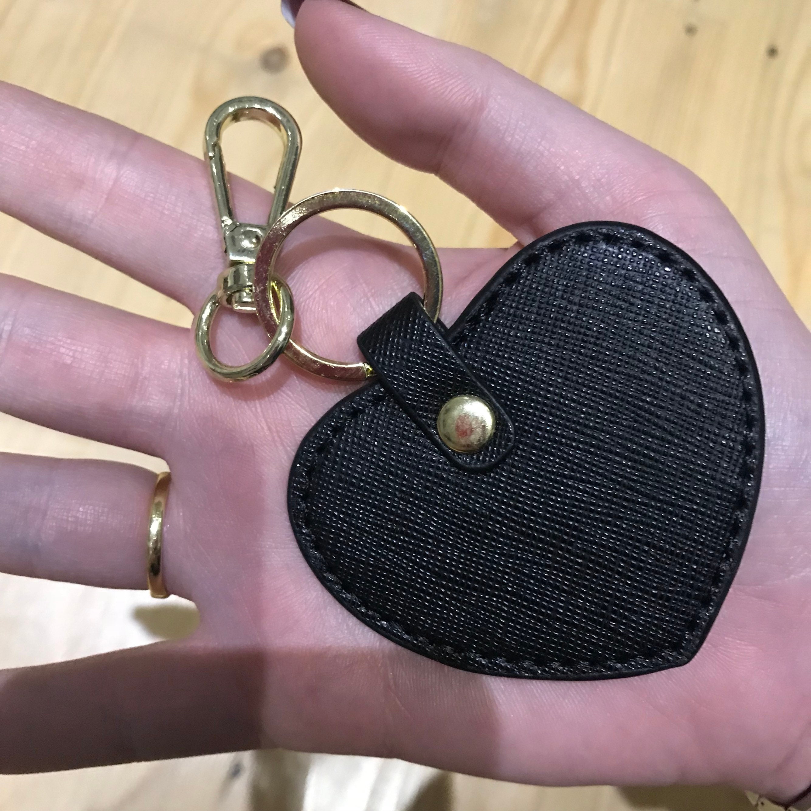 ☆nff☆ leather heart keyringblack nff45 Signature Heart Key Ring - Black Pebbled Leather | Fairfax