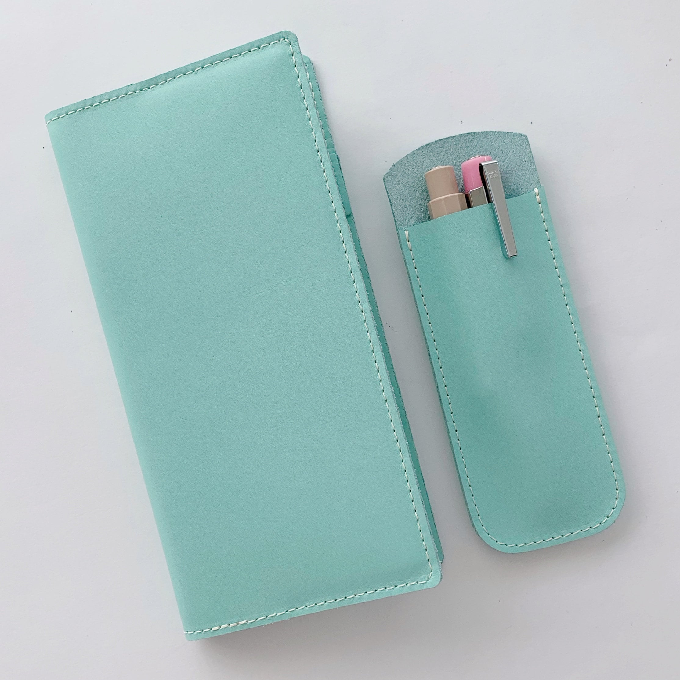 Hobonichi weeks wallet with pockets, Hobonichi Notebook Cover, Leather Notebook Cover, Hobonichi Weeks Notebook Cover, Hobonichi Weeks Case.