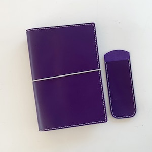 Cover Stalogy B6 planner, We manufacture a purple leather case with two inside pockets and a GIFT pen pouch and a cloth pouch.