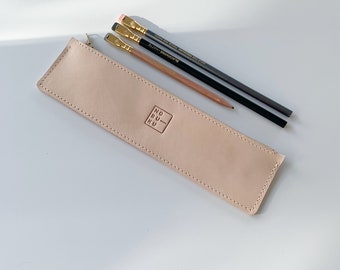 Leather pencil case, Leather pencil organizer, Natural leather case for long pencils, Pencil case leather, Pen leather case, Artist case.