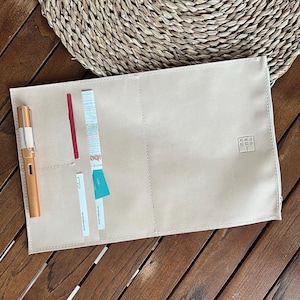 Cartera de piel A5 con bolsillo con cremallera y ranuras para tarjetas, piel flor natural, accesorio para cuaderno de viaje, inserto TN A5