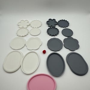 Miniature Plate | 1:6 Scale Dollhouse Accessory | 3D Printed Decorative Plate | Miniverse Dining Decor