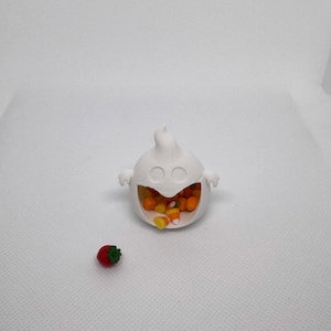 Miniature Ghost Candy Bowl | 1:6 Scale Halloween Decor | Spooky Accessory for MGA&#39;s Miniverse