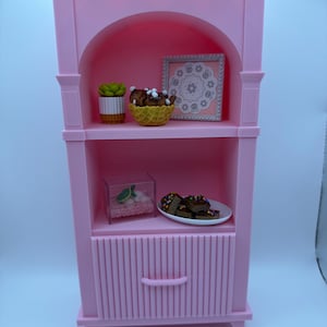 Miniature Bookshelf | 1:6 Scale Dollhouse Furniture | 3D Printed Display Shelf with Deep Working Drawer | Miniverse Decor