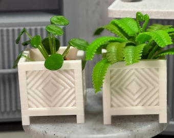 Miniature Planter Boxes (Set of 2) | 1:6 Scale Dollhouse Decor | 3D Printed Square Plant Holders | Miniverse Garden Accessory
