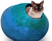 Handcrafted Wool Cat Cave Bed, House Felted Wool, Sleeping Mat, Pet Accessories, Indoor, Pet Cave 100 Natural Wool Felted, Cat Lover Gift