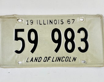 Illinois 1967 Vintage License Plate for Rustic Decor, Collections or Arts and Crafts Projects