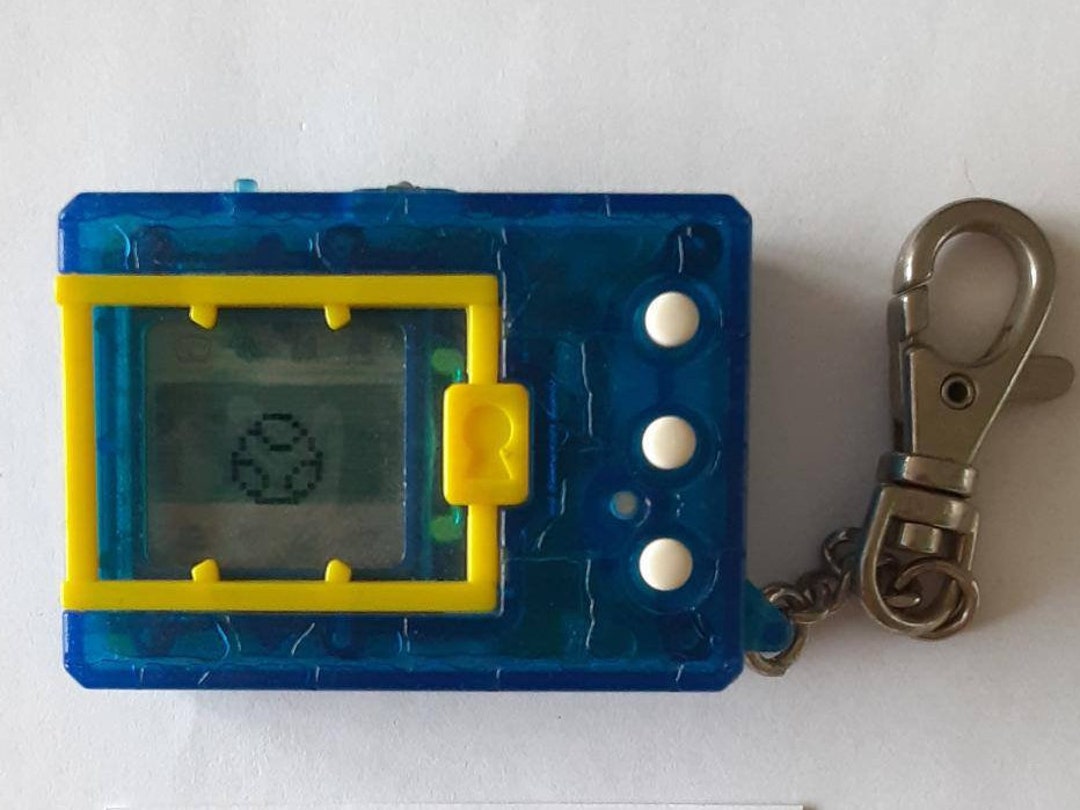 Digimon Digital Monster Version 4 - Blue / Yellow - Japanese