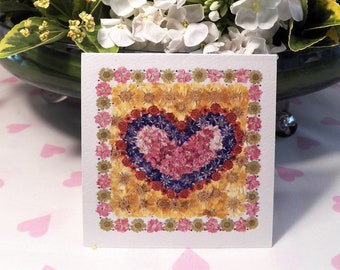 Lot de 5 cartes, carte d'anniversaire, carte d'anniversaire partenaire, fleurs pressées artistiques, carte coeur, amour naturel, carte en papier, impression d'art