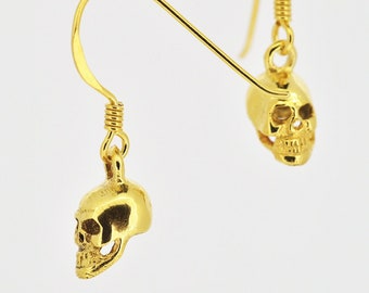 Tiny Skull Earrings in Gold (pair)