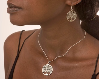 Silver Oak Tree Jewellery Set Pendant and Earrings