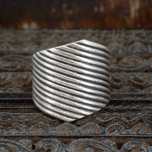 Handmade Striped Silver Ring|High Quality Grooved Silver Statement Tribal Jewellery|Unique Ring