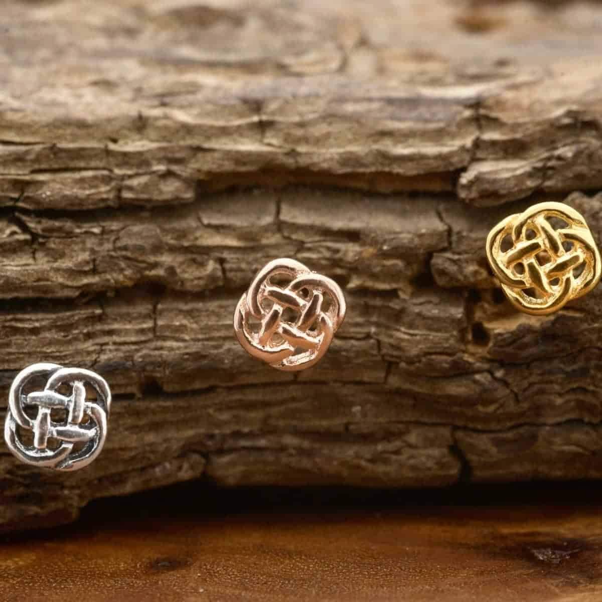 FAOMZQ Orecchini pendenti in argento 925 con nodo celtico a forma di cuore orecchini pendenti gioielli per le donne oro/argento, Argento