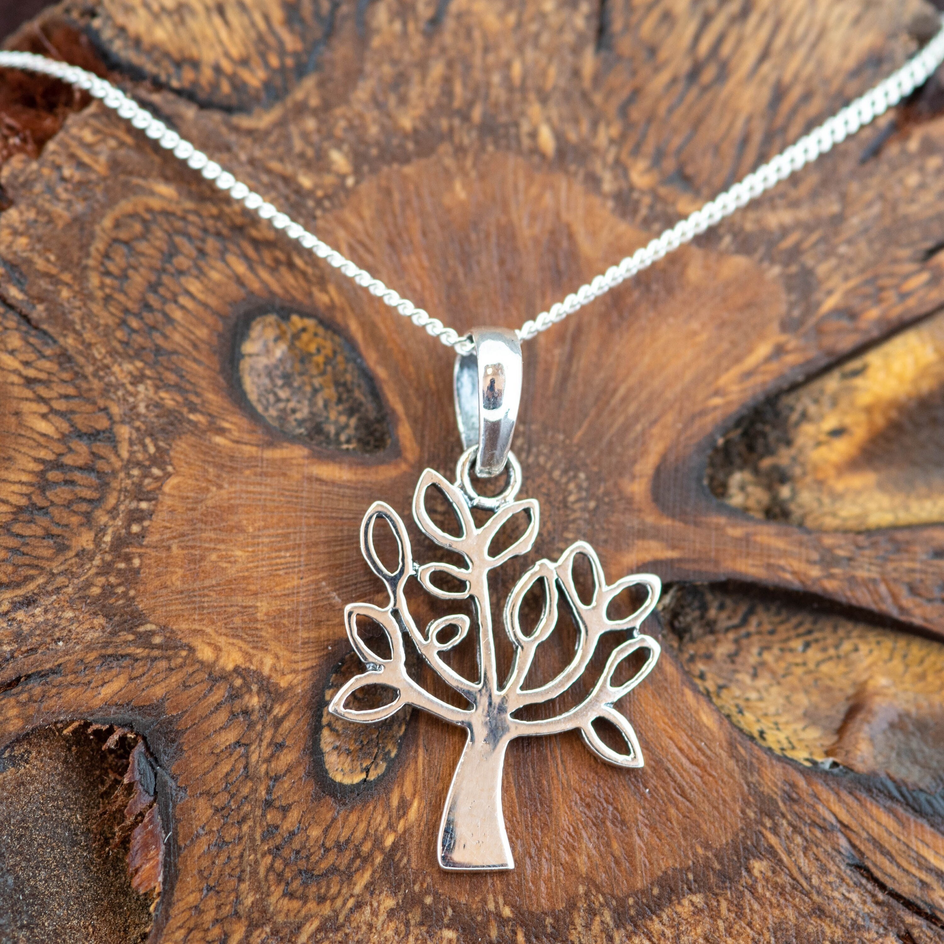 Eternal Connection Tree of Life Necklace – Celtic Crystal Design Jewelry