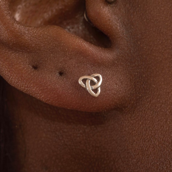 Orecchini a bottone con disco volante in argento sterling - Italia