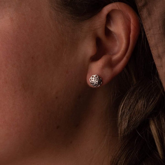 Orecchini a bottone in argento sterling con nodo celtico, gioielli