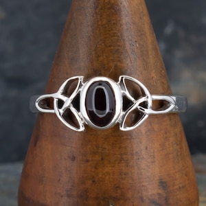 Sterling Silver Celtic Ring with Genuine Garnet Gemstone