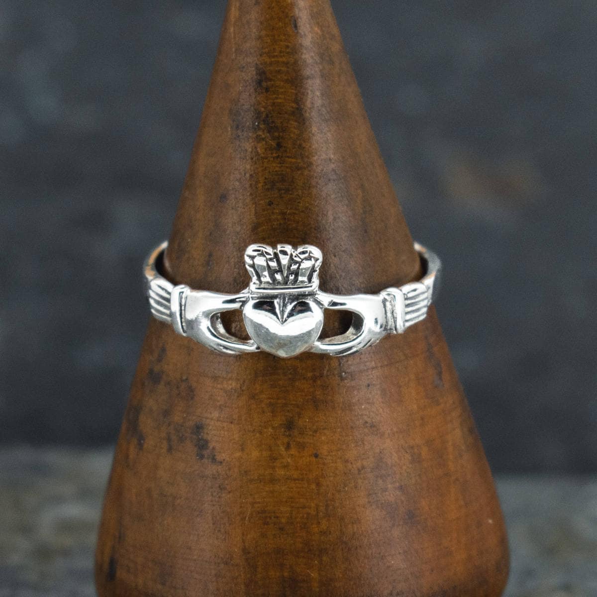 Dainty Claddagh Ring in Sterling Silver - Tiny Ring