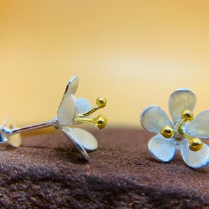 Little Flower Stud Earrings in Sterling Silver and 18ct Gold image 4