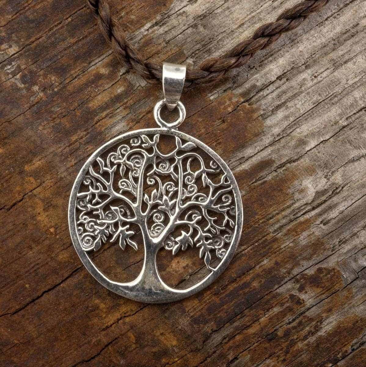 Pendentif Chene Argente De La Vie Etsy Canada Pendentif Chene Argente De La Vie Etsy Canada
