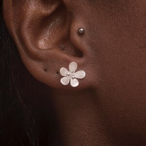 Little Flower Stud Earrings in Sterling Silver and 18ct Gold image 2