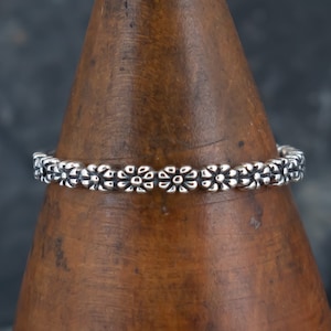 Tiny Daisy Flower Silver Ring