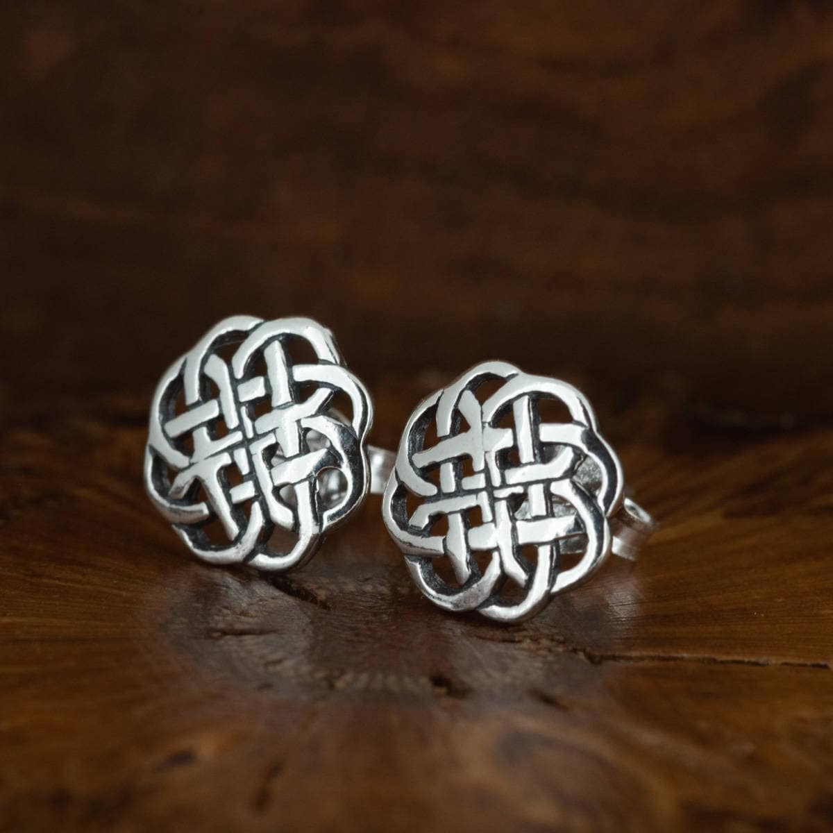Orecchini A Bottone Nodo Celtico In Argento Sterling 925 – Gioielli Ipoallergenici Irlandesi Per Donne E Ragazze