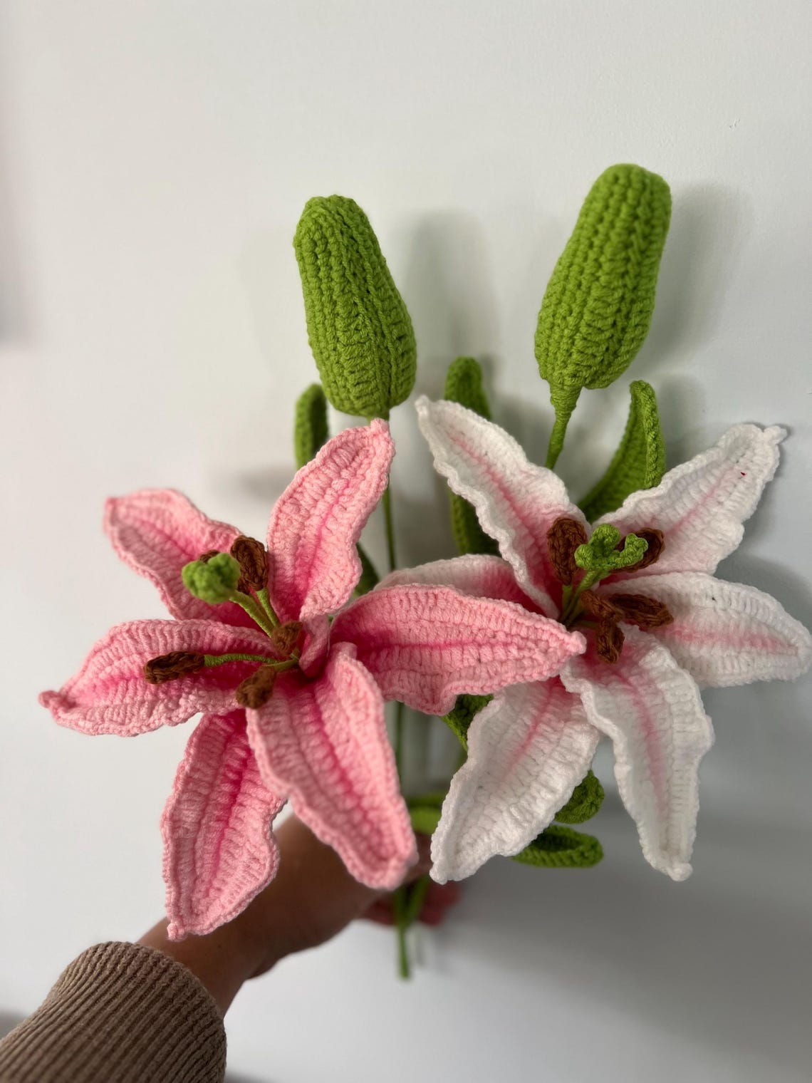 Crochet Lily Flower Pattern: DIY Realistic Flower (PDF Download) - Etsy