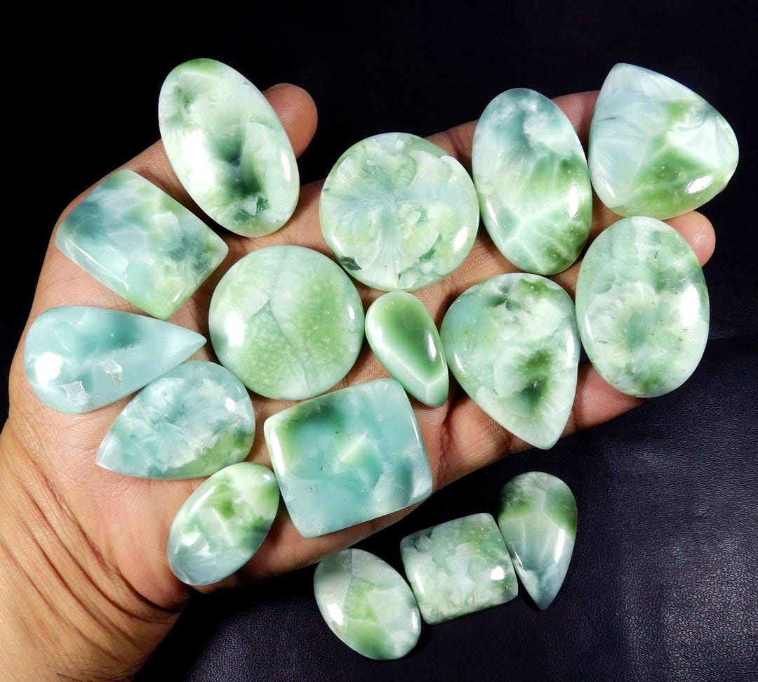 Natural Hemimorphite. Sky Blue Hemimorphite Gemstone. (larimar Pattern ...