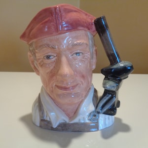 1962 Grand Royal Doulton personnage cruche « Forgeron » D6571