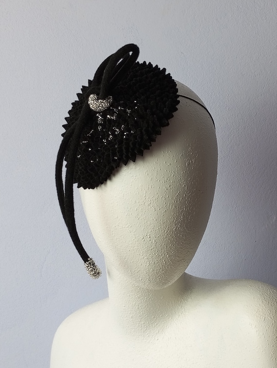 Elegant Fascinator, Black, Felt, Silver Beads. Cheeky Mini  display picture 2