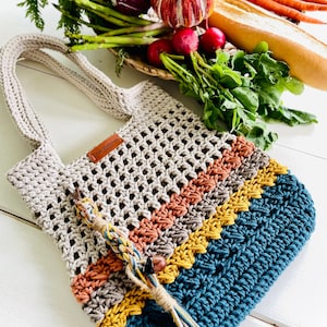 Macrame Tote Casual Tote Bag Multicolor Shoulder Bag Bohemian Style Shoulder Bag Light Weight Macarame Book Bag for School Recycled Cotton