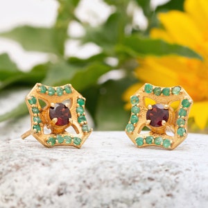 Natural Emerald Garnet Stud Earrings, 925 Sterling Silver Gemstone Studs, Small Ear Studs, Birthday Gift for Women, Garnet Emerald Studs