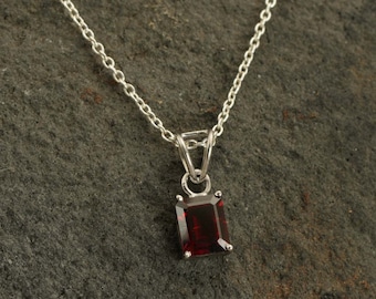 Colar de granada Jan Birthstone Colar Presente das mulheres para ela Handmade 925 colar de prata esterlina