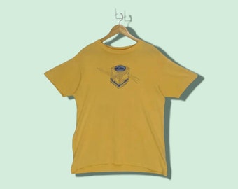 Maglietta da surf QUIKSILVER vintage anni 2000, maglietta Quiksilver realizzata negli USA, abbigliamento da surf, gialla, taglia media