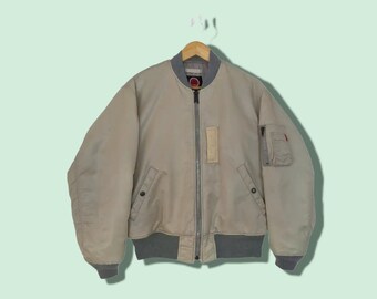Vintage 90&#39;s LUCKY STRIKE Racing Flight Bomber Jacket Lucky Strike Bomber Jacket Vintage Racing Jacket Vintage Bomber Grey Size Medium