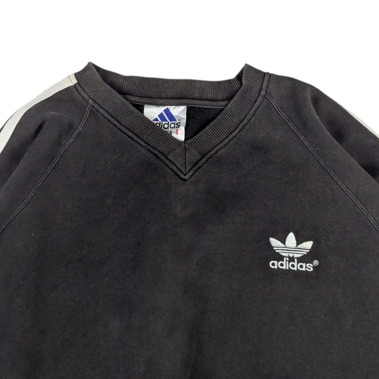 ウェア 90s adidas black pullover Adidas 90s Vintage 3-Stripes Sweater Black L – Peeces
