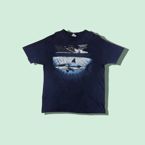 Vintage 90's Monterey Bay Aquarium Full Print T-Shirt Vintage Hanes Animal Image Tee Shark Jaws T-Shirt Purple Size XL