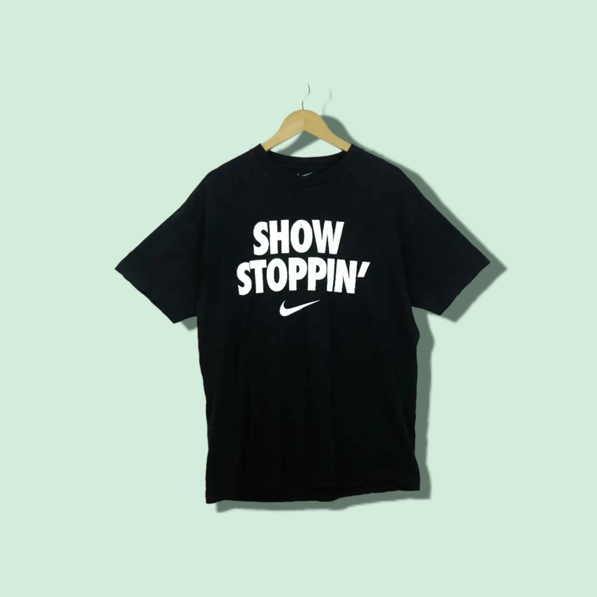 【NIKE】ルーズフィット スウッシュ刺繍Tシャツ(6色) il_fullxfull.4921671576_1brm.jpg