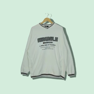 Vintage 90&#39;s AIRWALK Streetwear Skateboard Sweatshirt Airwalk Spell Out Jumper Hip Hop Crewneck Airwalk Skateboard Pullover White Size XL