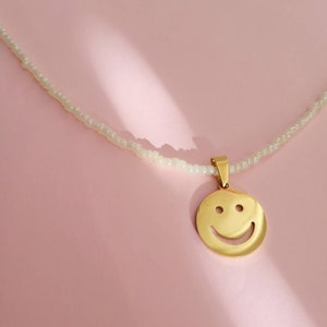 El collar feliz / Personalizable / Regalo para ella / Regalo de cumpleaños / Collar de sonrisa / Collar de cuentas / Personalizado