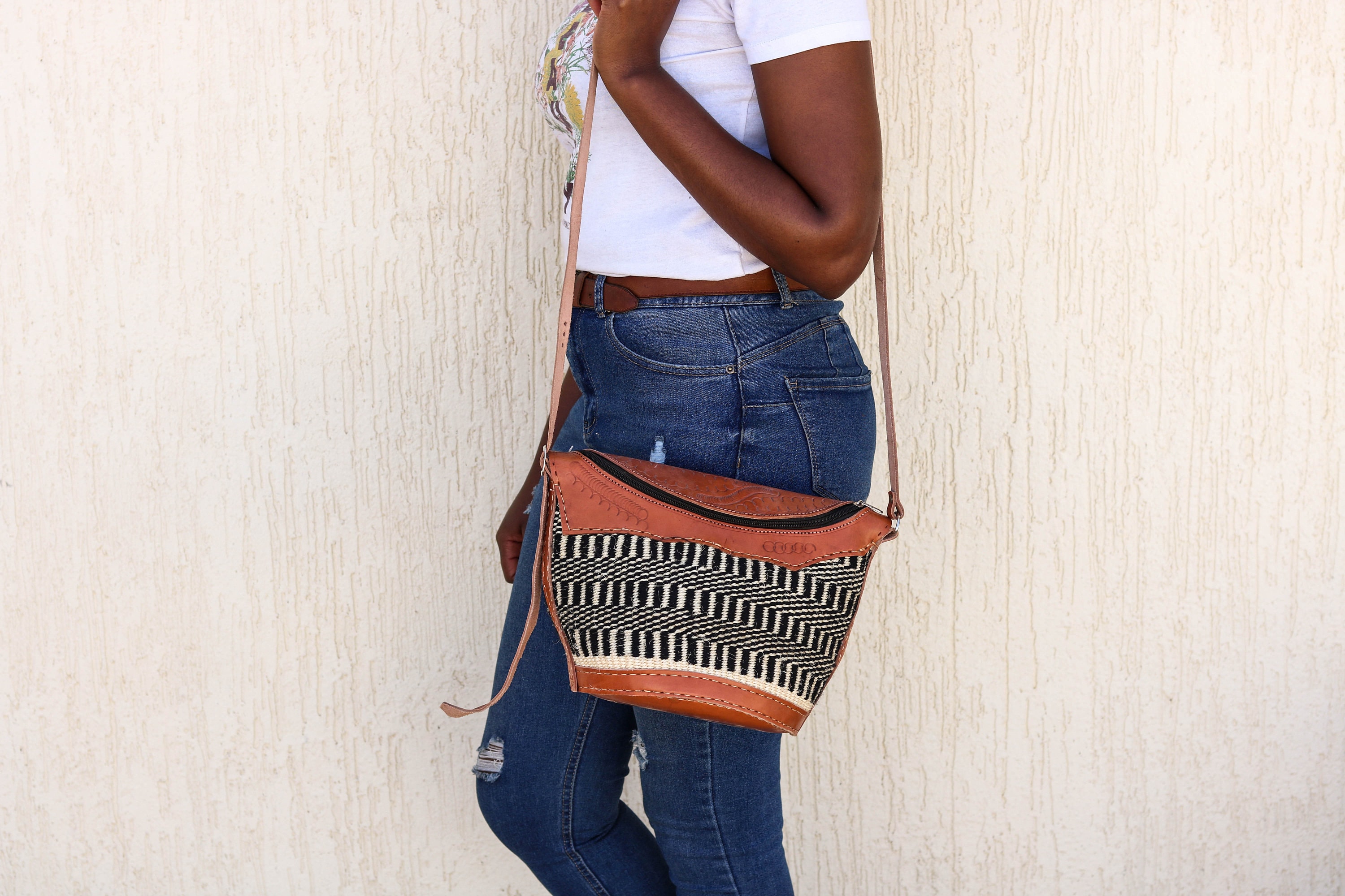 トートバッグ [Graymansion] Sisal Bag Medium from Kenya Sisal Woven Tote Bag With Zipper Woven Sisal Straw Bag Sisal
